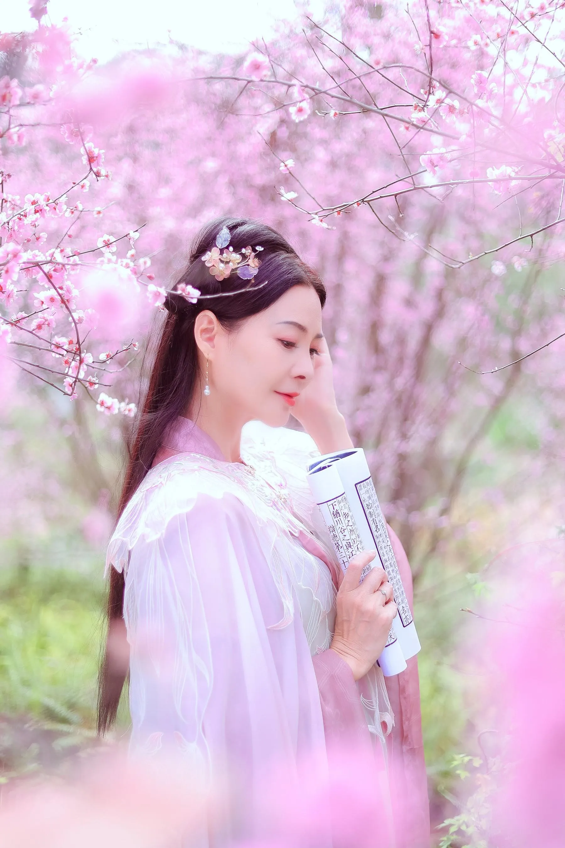 [艺图语] 2022.05.31 暖春樱色 莲 [38P]插图6